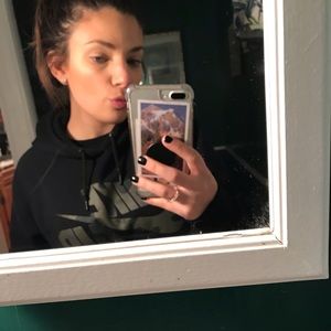 Meet your Posher, Alicyn